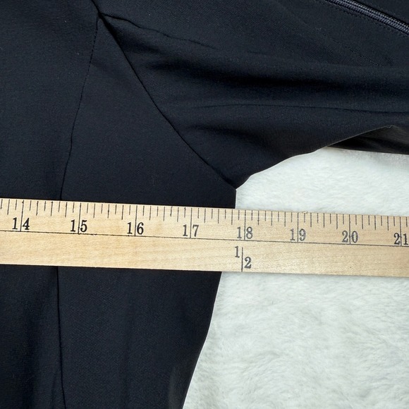 Merrell Black Softshell Jacket Full Zip Outdoor Hiking Activewear Gorpcore Med - Picture 6 of 7